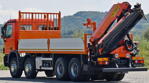 Mercedes Actros 3241 * PK 22002 EH + PILOT * 8x4