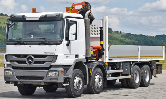 Mercedes Actros 3244 * SKRZYNIA 7,00 m * PK 33002 EH + PILOT / 8x4