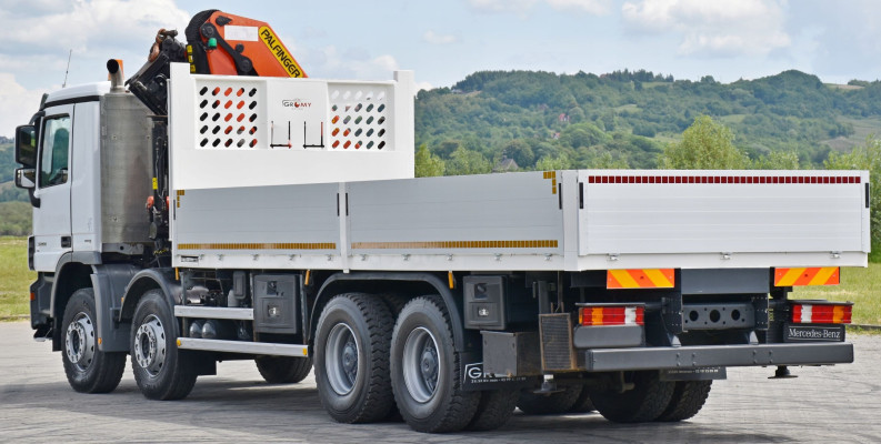 Mercedes Actros 3244 * SKRZYNIA 7,00 m * PK 33002 EH + PILOT / 8x4