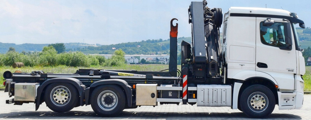 Mercedes Actros 2545 * HIAB 244 EP-5 HIPRO + PILOT * Stan BDB!