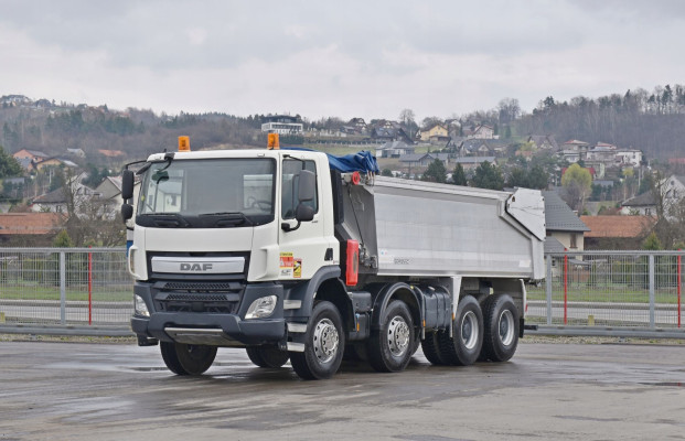 DAF CF 440 * Wywrotka 5,70 m * 8x4 / STAN BDB