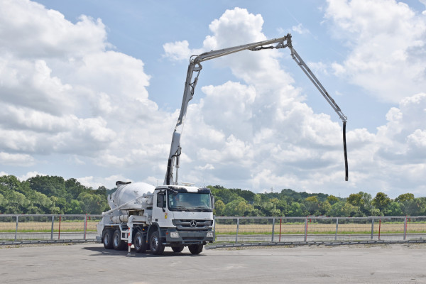 MERCEDES ACTROS 3241 * POMPA DO BETONU + PILOT * STAN BDB / 8x4