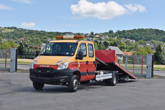 IVECO DAILY 70C17 * LAWETA 4,90m * DUBEL KABINA!