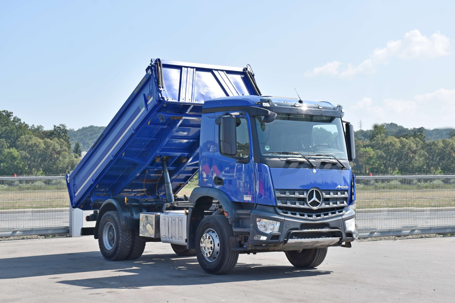 MERCEDES AROCS 1835 * Wywrotka 4,60 m * STAN BDB