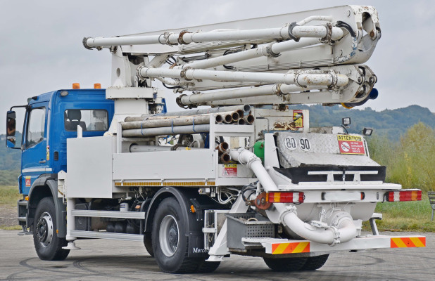 MERCEDES AXOR 1833 * POMPA DO BETONU 24 m + PILOT * STAN BDB