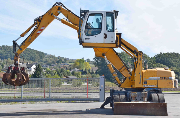 LIEBHERR PELLE A 316 * KOPARKA PRZEŁADUNKOWA * STAN BDB !