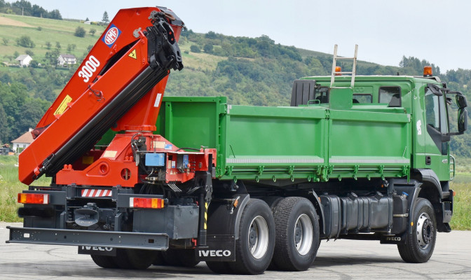 Iveco TRAKKER 450 + HMF 3000K3 + PILOT / 6x4