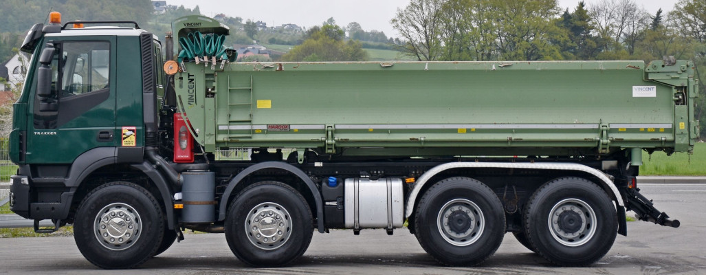 IVECO TRAKKER 410 * Wywrotka 5,90 m + BORDMATIC * 8x4 * STAN BDB